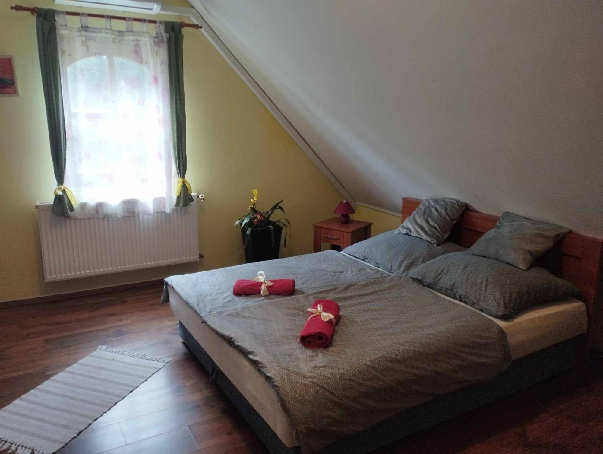 Park Vendeghaz Otel Herend Dış mekan fotoğraf