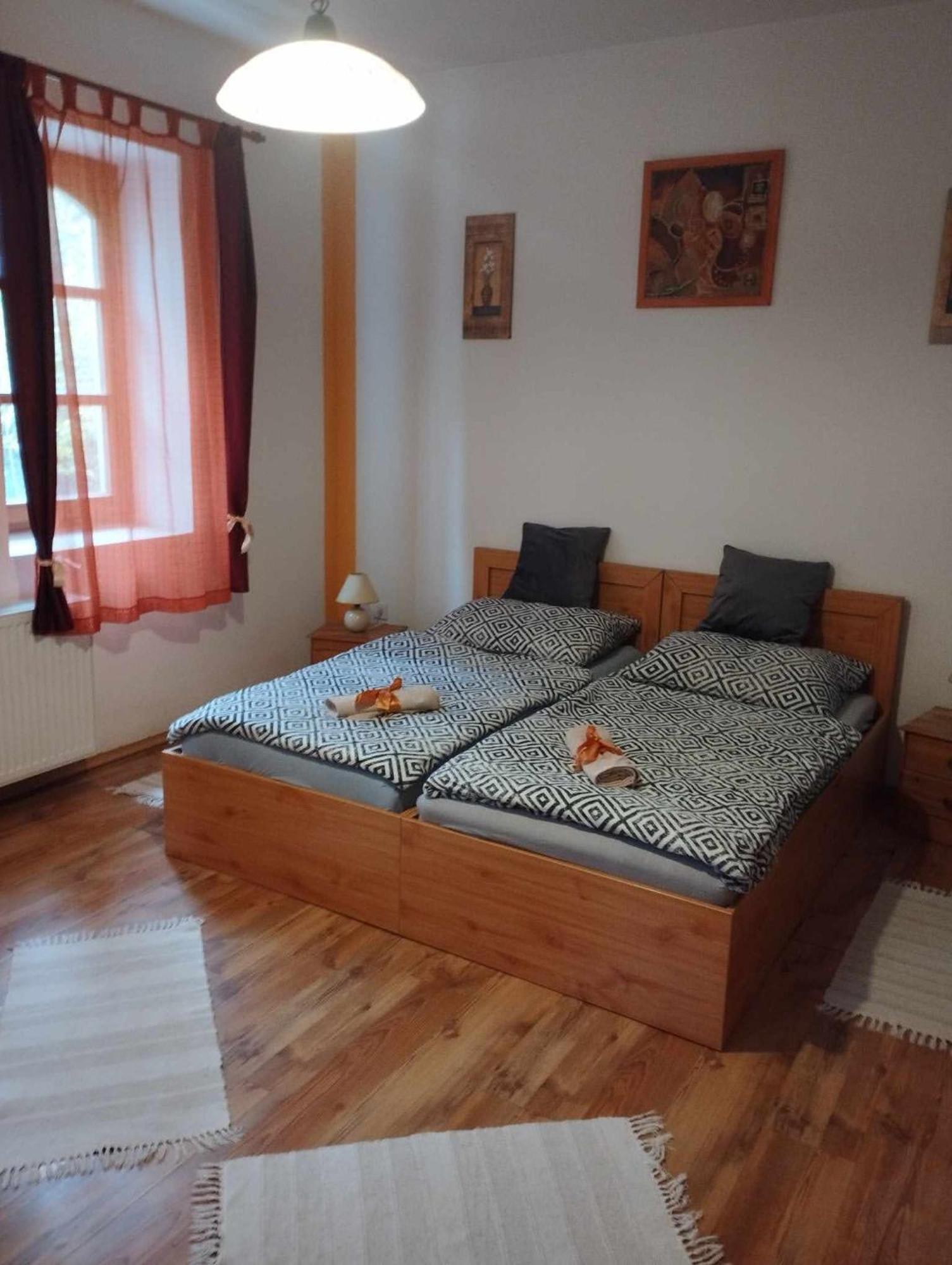 Park Vendeghaz Otel Herend Dış mekan fotoğraf